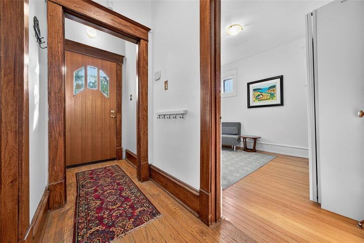 Property Photo:  524 Sherburn Street  MB R3G 2K7 