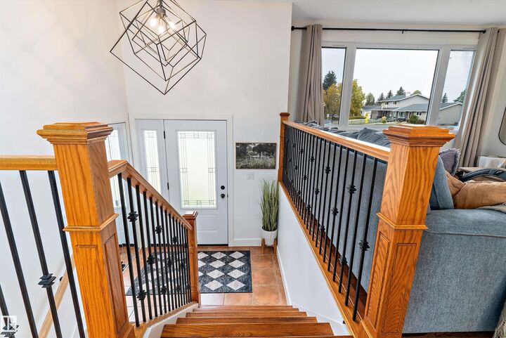 Property Photo:  25 Grant Avenue  AB T8A 3B7 