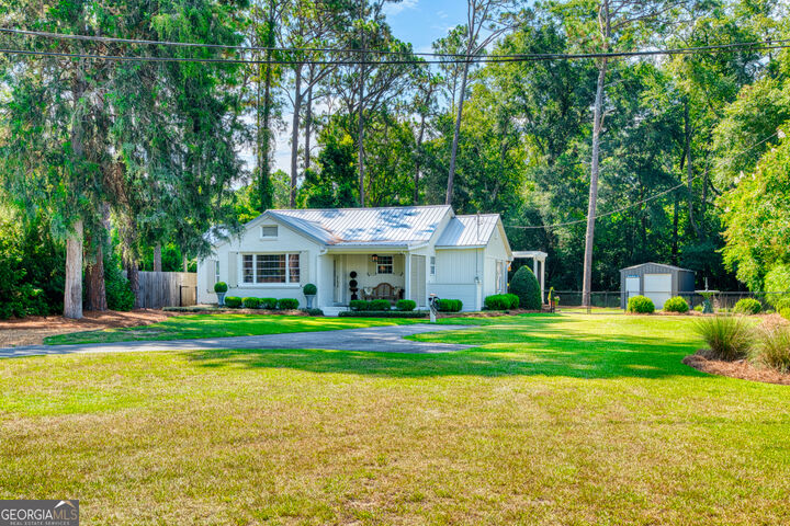 Property Photo: 210 13th Avenue SE GA 31768