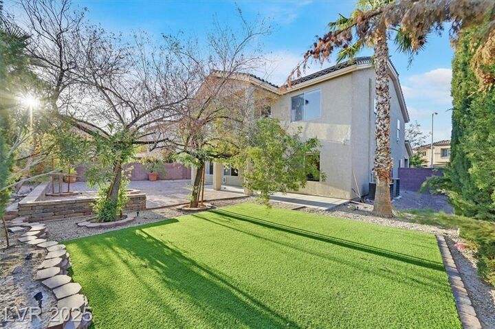 Property Photo: 65 Pangloss Street NV 89002