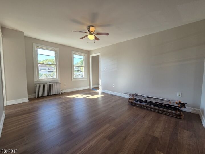 Property Photo:  246 North Ave East 1  NJ 07027 