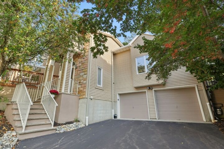 Property Photo: 80 Blackburne Ter NJ 07052