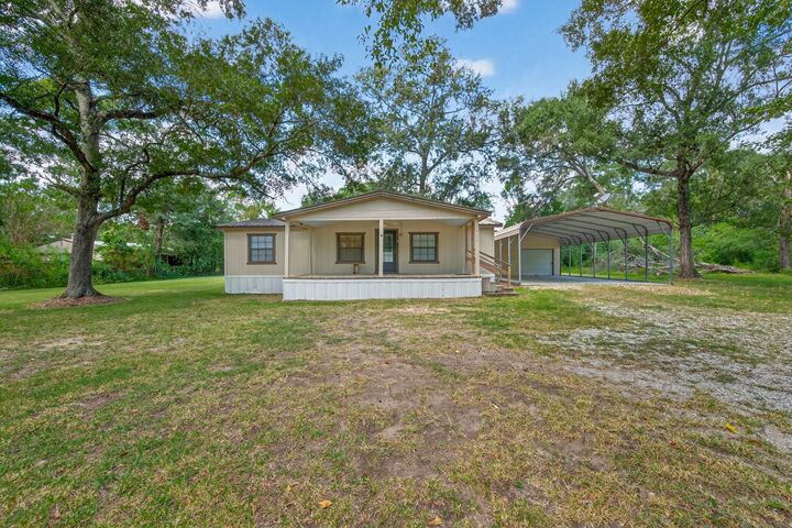Property Photo: 13111 Sandchester Trail TX 77306