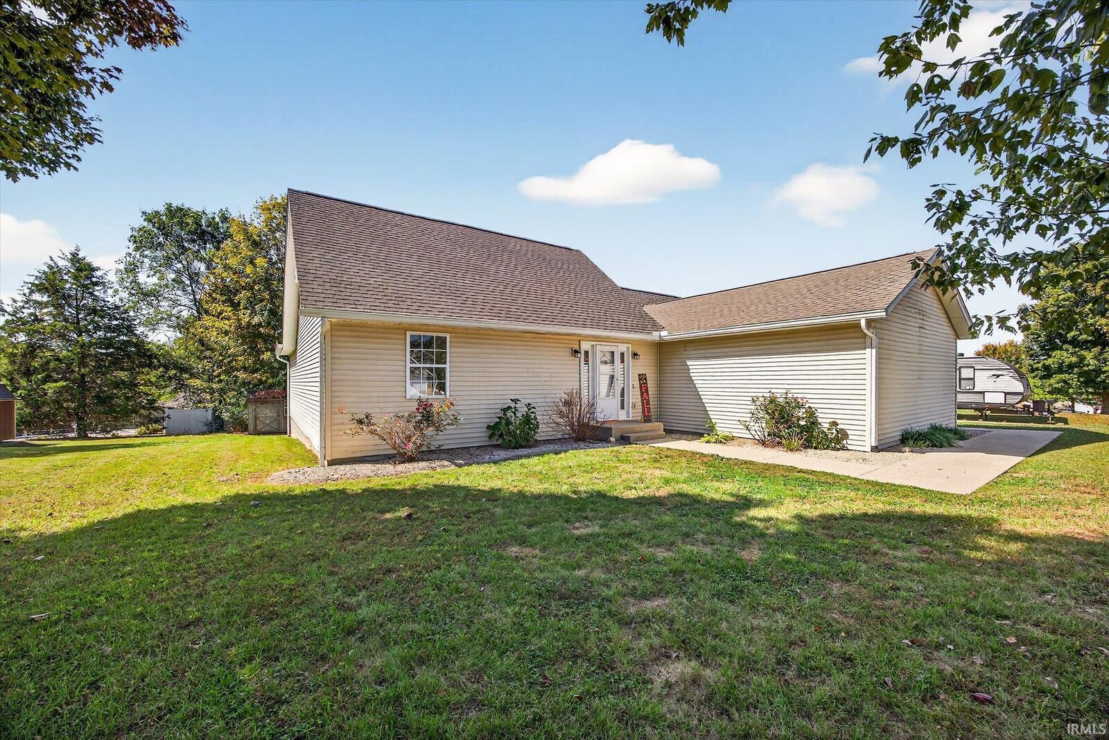 Property Photo:  1232 E Marigold Drive  IN 47401 