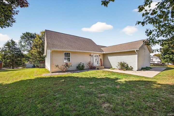 1232 E Marigold Drive  Bloomington IN 47401 photo