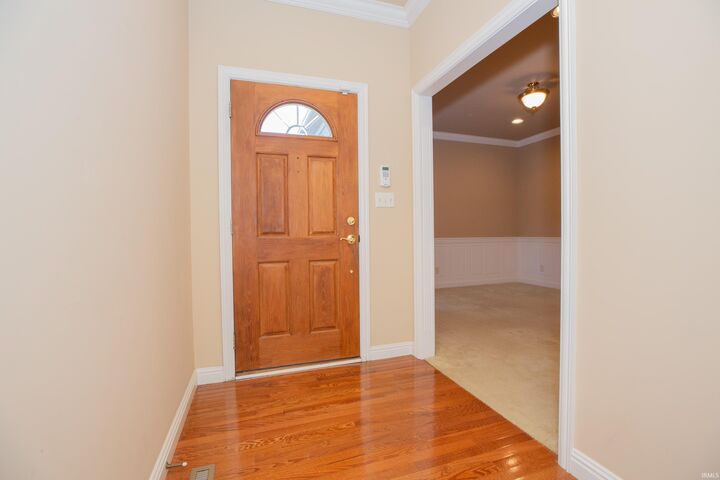 Property Photo:  5580 Prestwick Road  IN 47630 