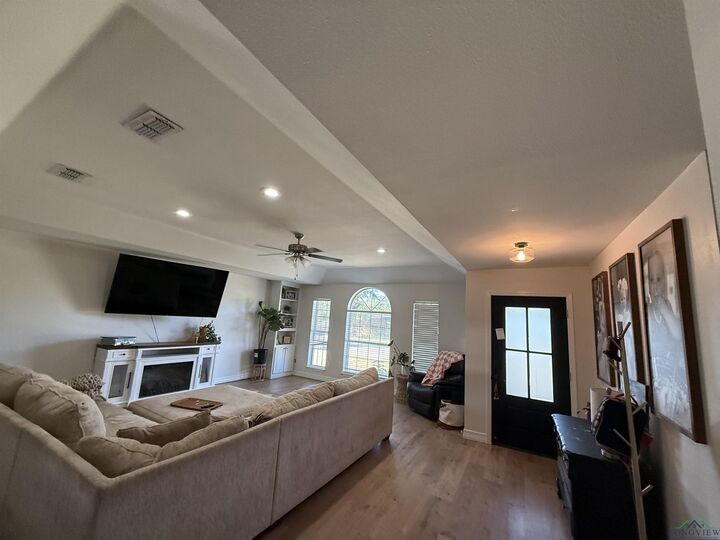Property Photo:  178 Oakwood Rd  TX 75647 