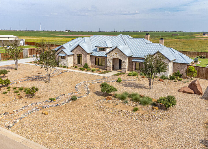 Property Photo:  9018 County Rd 6850  TX 79407 