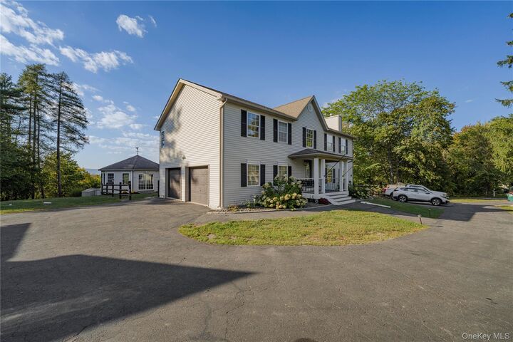 Property Photo:  17 Brendella Court  NY 12589 