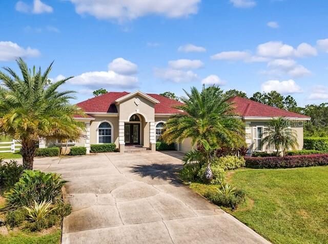 Property Photo: 2105 S Avon Estates Boulevard FL 33825