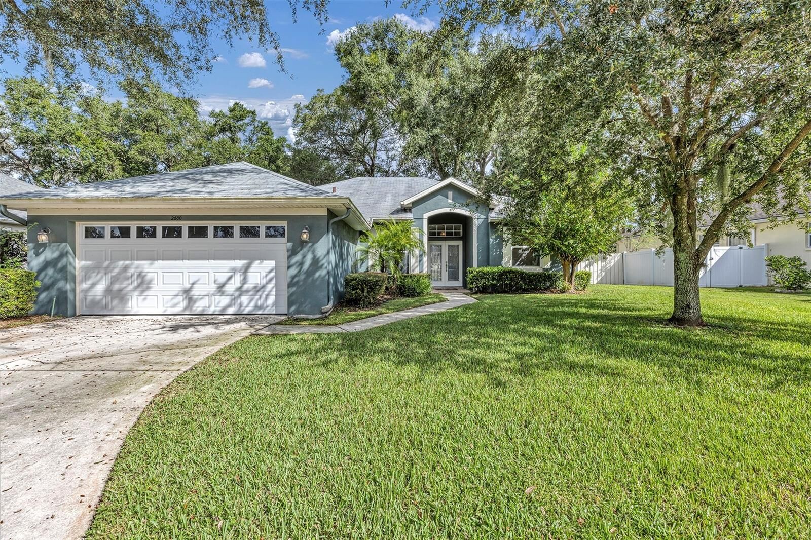 Property Photo:  2600 Twisting Sweetgum Way  FL 34761 