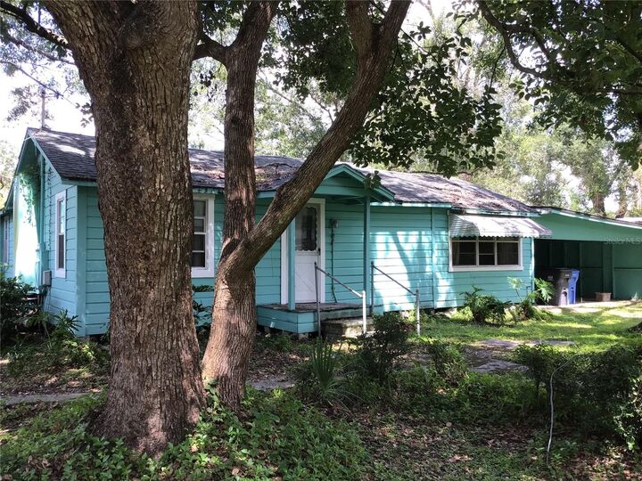 Property Photo:  6910 Westinghouse Avenue  FL 33619 