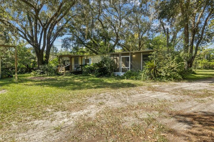 Property Photo:  32914 County Road 437  FL 32776 