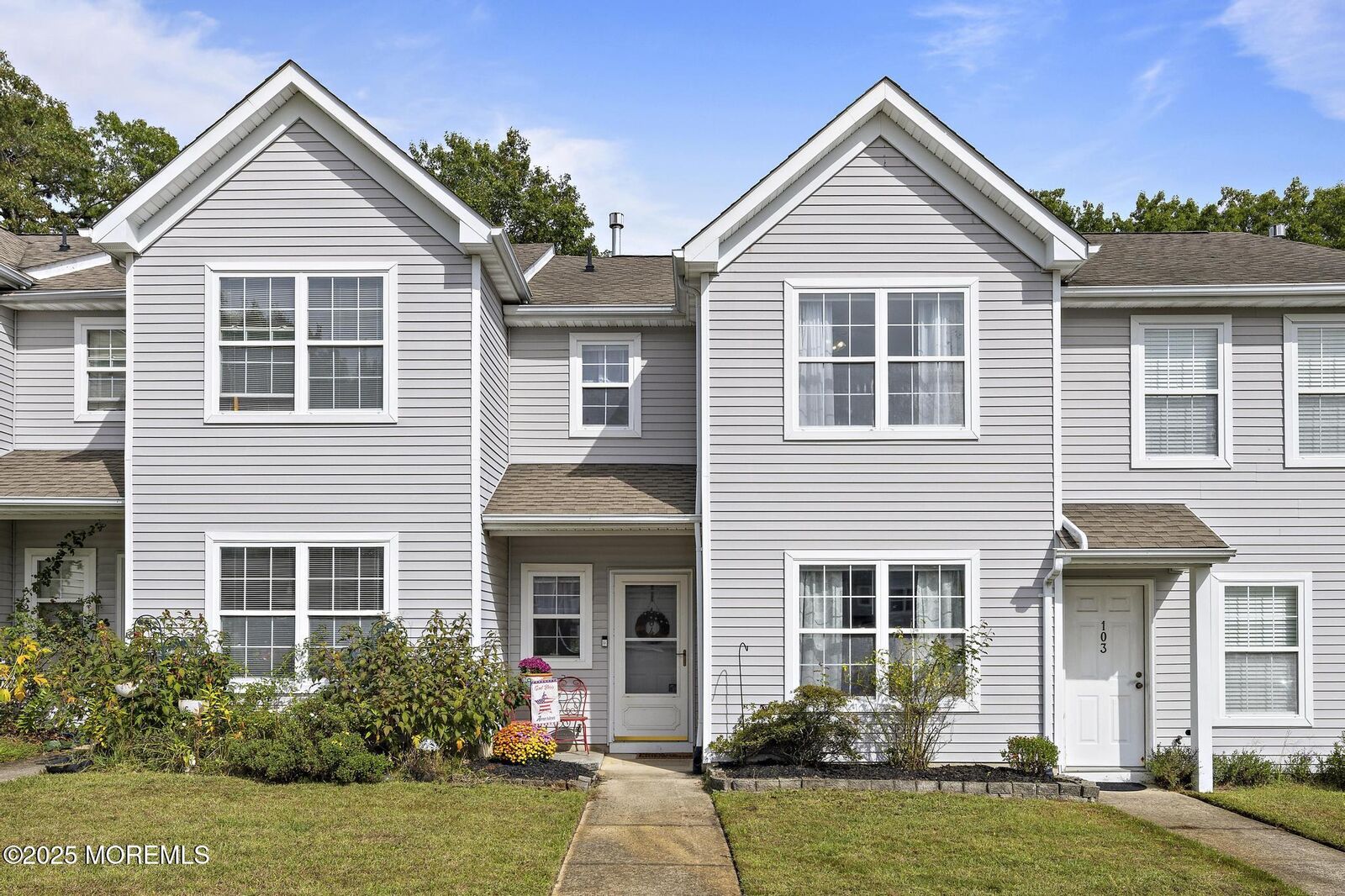 Property Photo: 104 Prosperity Court NJ 08755