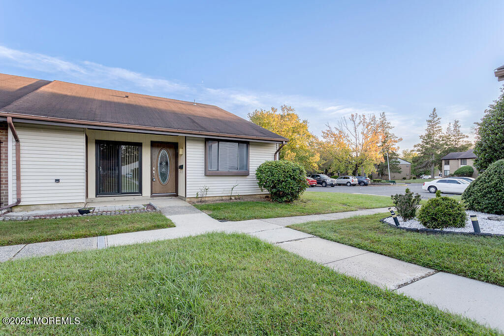 Property Photo: 47 Wild Turkey Way E NJ 07726
