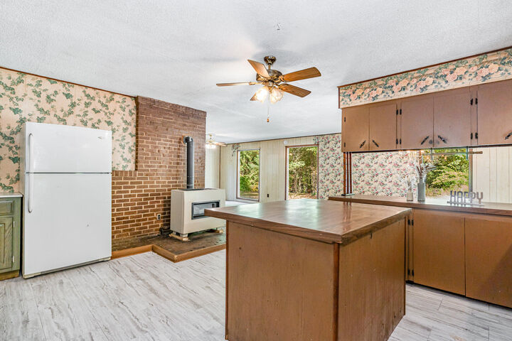 Property Photo: 14720 Sparta Avenue NW MI 49330