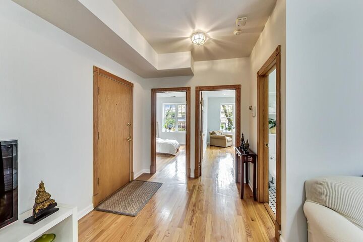 Property Photo:  1914 W Chase Avenue 106  IL 60626 