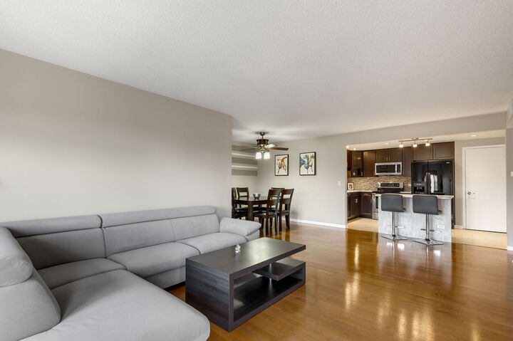 Property Photo:  905 Center Street 507  IL 60016
