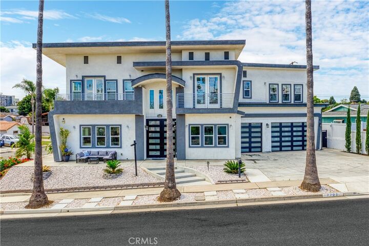 7702 Alberta  Huntington Beach CA 92648 photo
