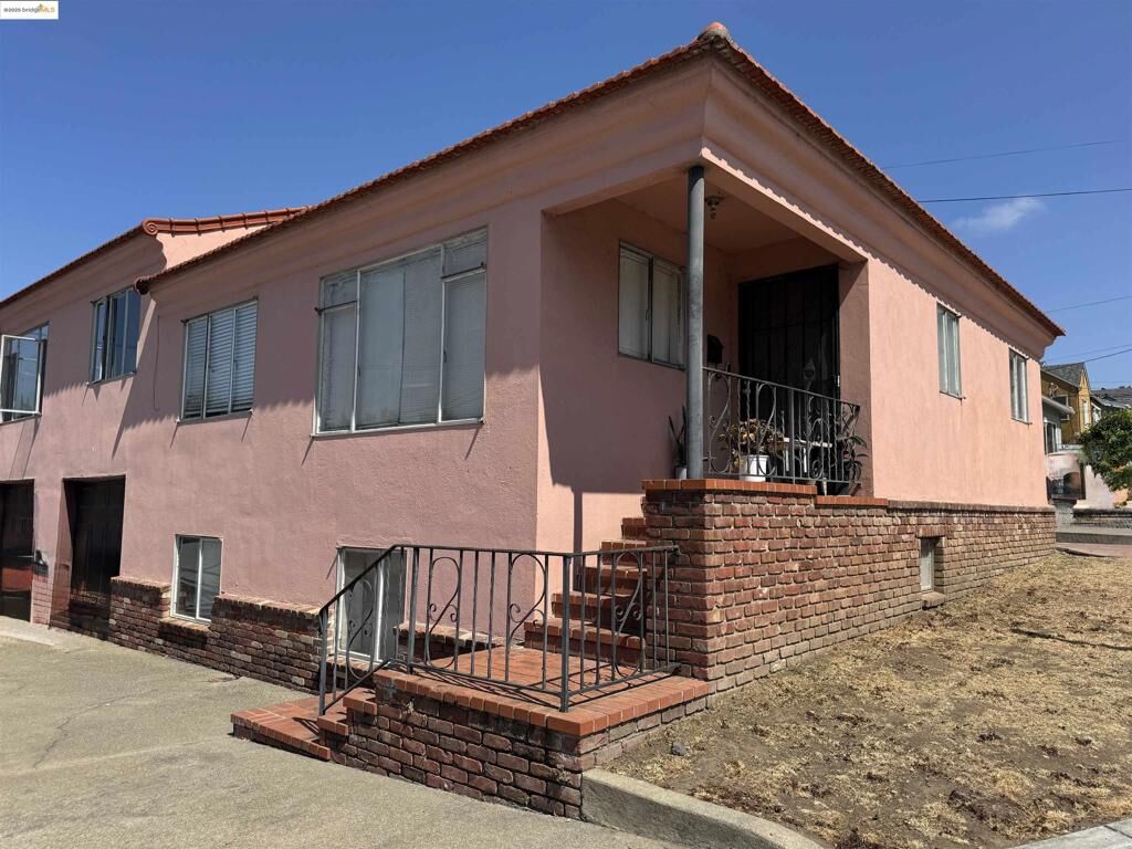 Property Photo: 22774 4th Street CA 94541