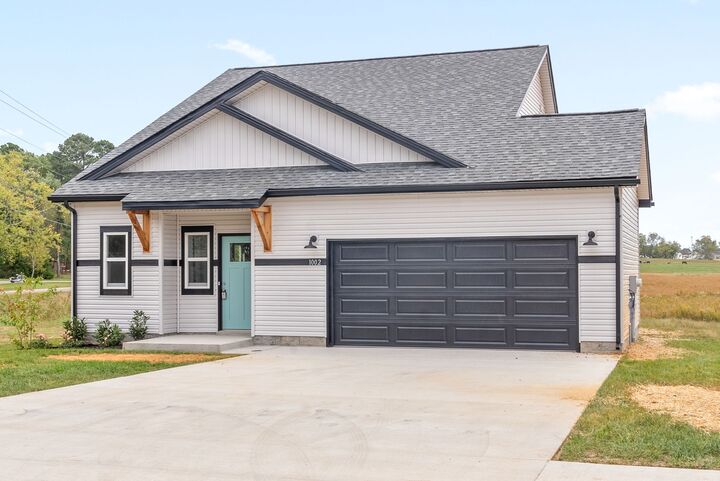 Property Photo: 122 Cherry Fields TN 37042