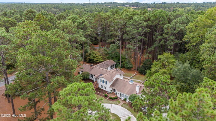 Property Photo: 675 Lake Dornoch Drive NC 28374