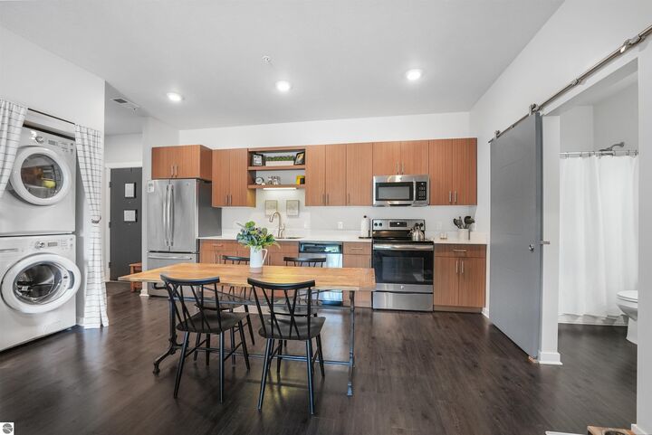 Property Photo:  630-203 Garfield Avenue, S 203  MI 49686 