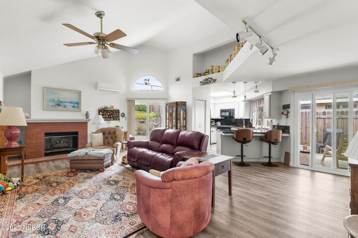 Property Photo: 1494 Bathurst Drive CA 93455