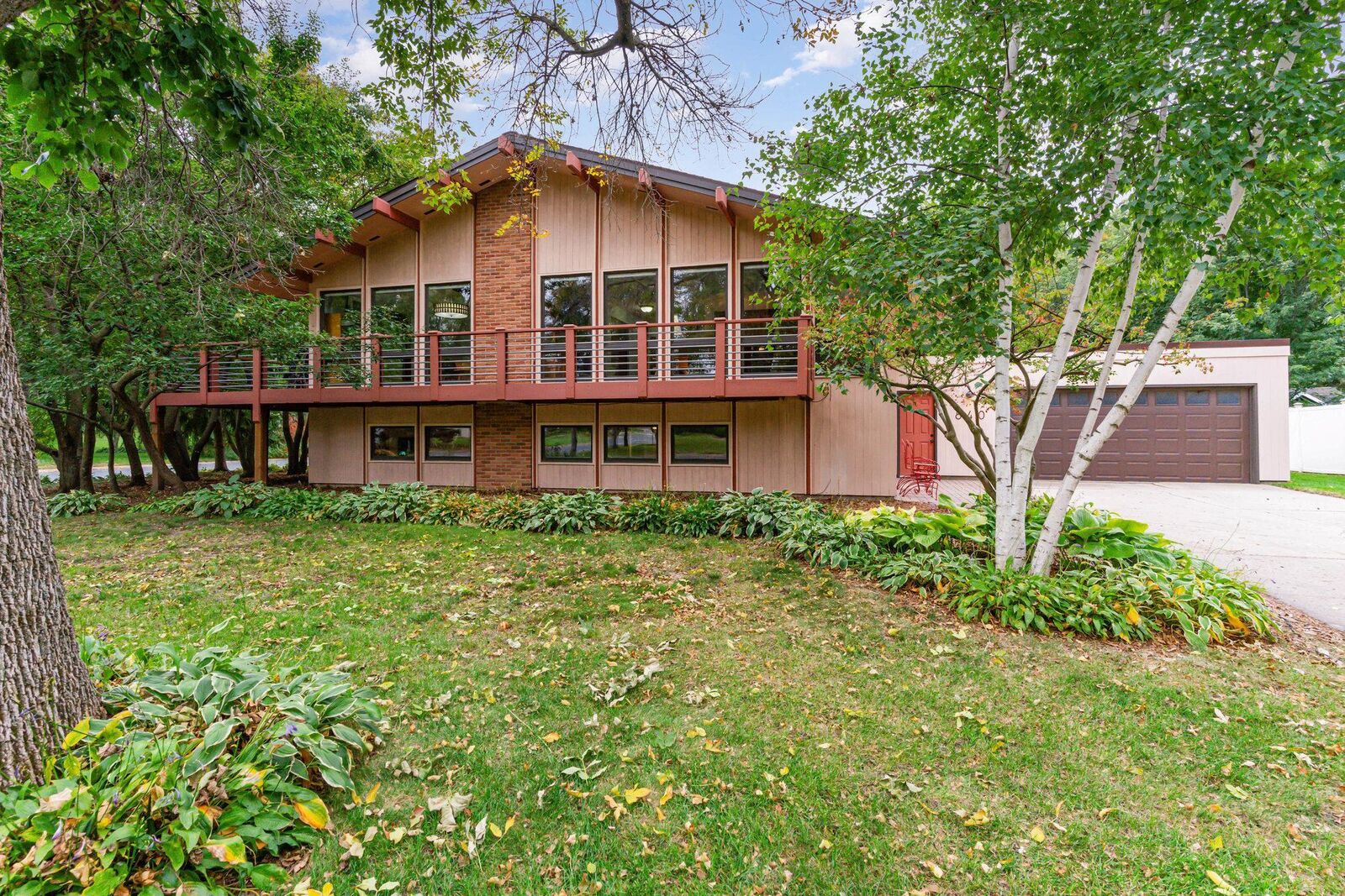 Property Photo: 840 Fremont Street E MN 55057