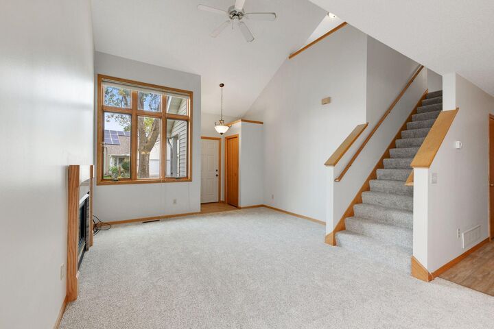 Property Photo: 1105 Hawthorne Court MN 55057