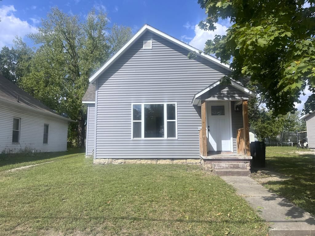 Property Photo:  1101 Cooper Street  MO 64601 