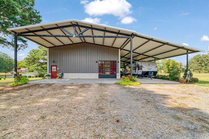 Property Photo:  206 Laramie Lake Drive  TX 75473 