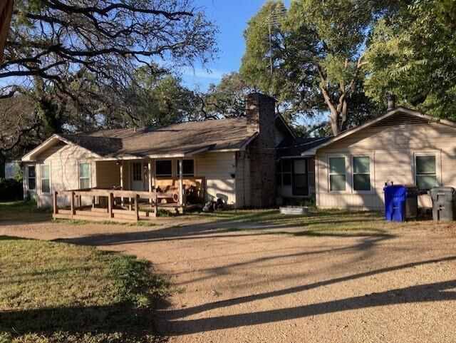 Property Photo:  3900 N 27th Street  TX 76708 