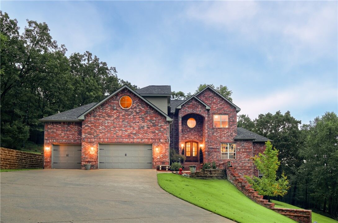 Property Photo:  2464 N Fox Trail  AR 72703 