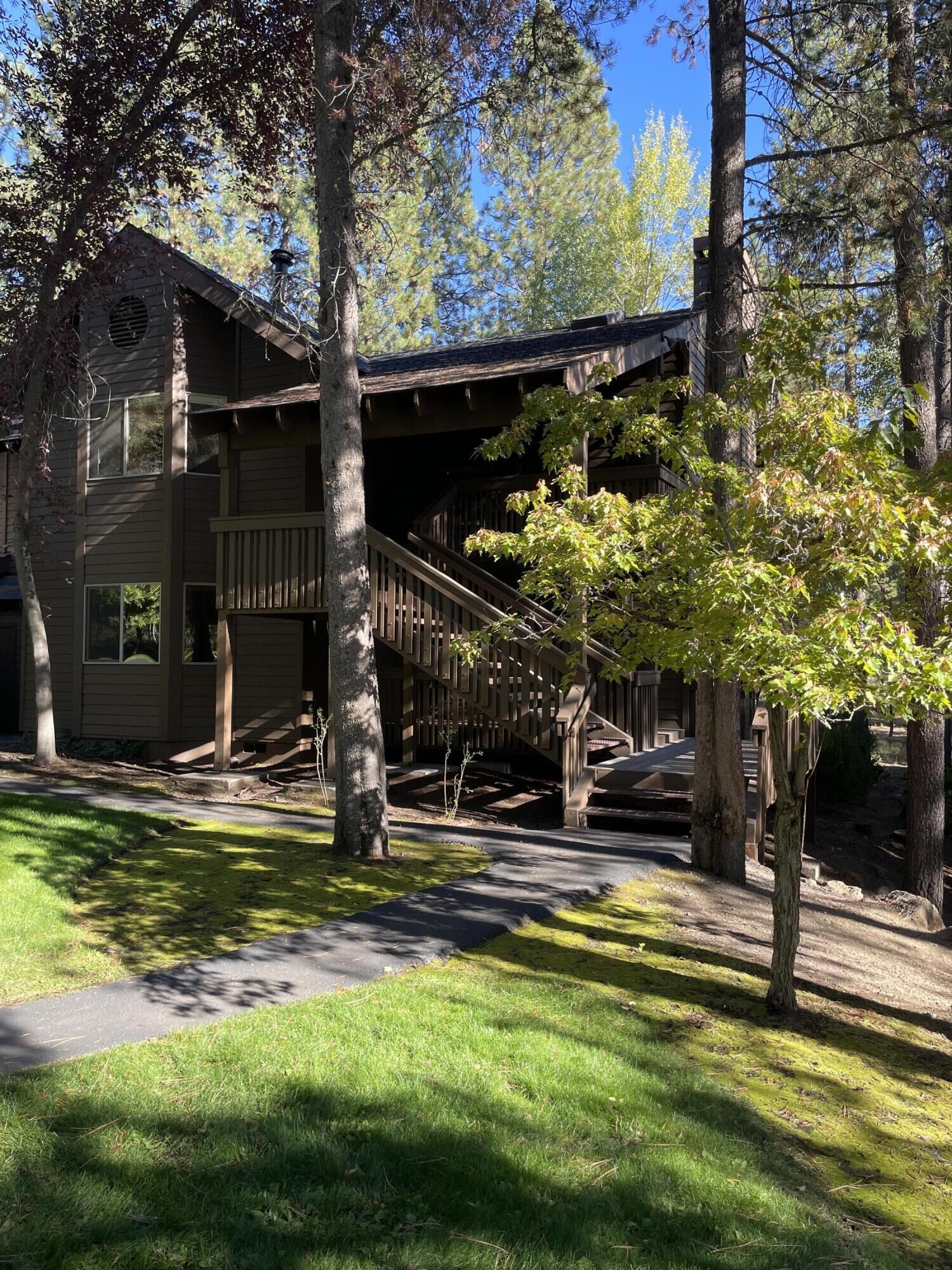Property Photo:  57338 Beaver Ridge Loop 16B2  OR 97707 