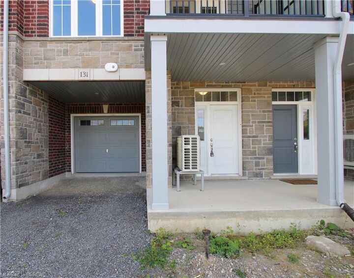 Property Photo:  677 Park Road N 131  ON N3R 0C2 