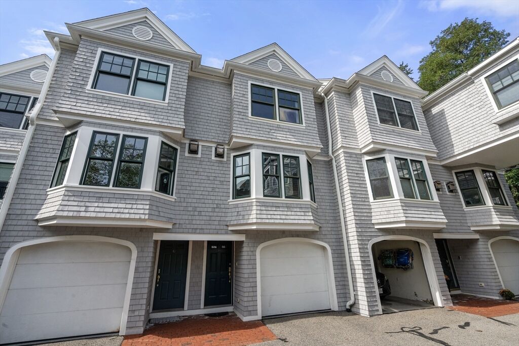 Property Photo:  794 E 7th St H  MA 02127 