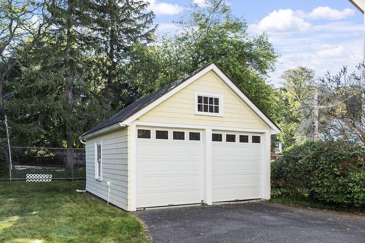 Property Photo:  921 Main Street  MA 02148 