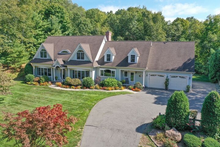 Property Photo:  7 Western View Rd  MA 01040 