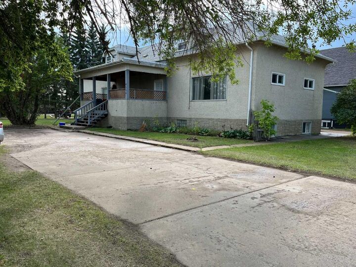 Property Photo: 4526 52 Street AB T9X 1Y1