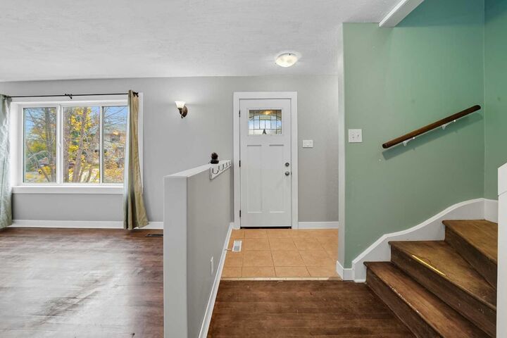 Property Photo: 635 Maple Crescent AB T4S 1V1