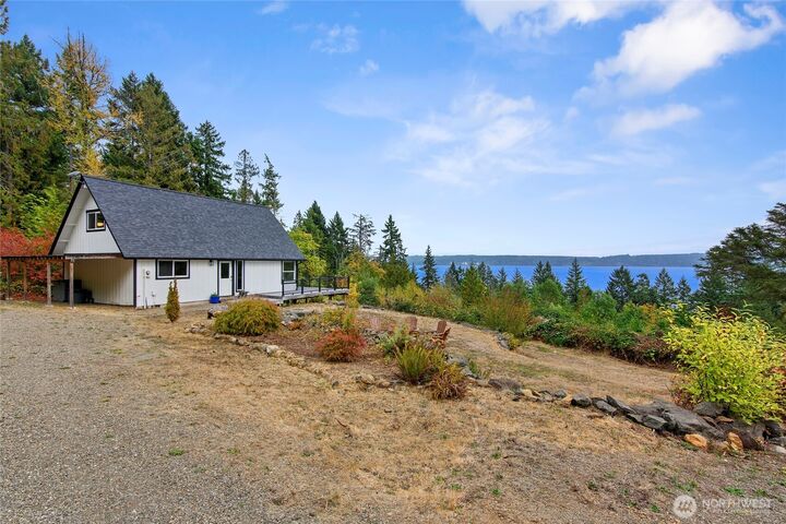 Property Photo:  304292  Highway 101  WA 98320 