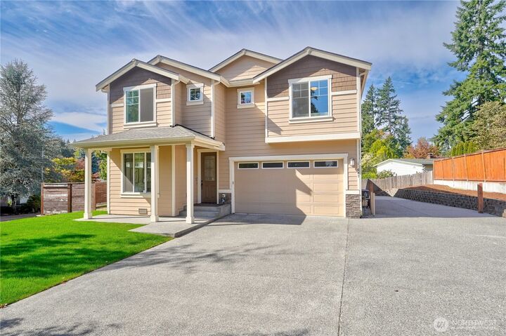 Property Photo:  607  217 Street SW  WA 98021 