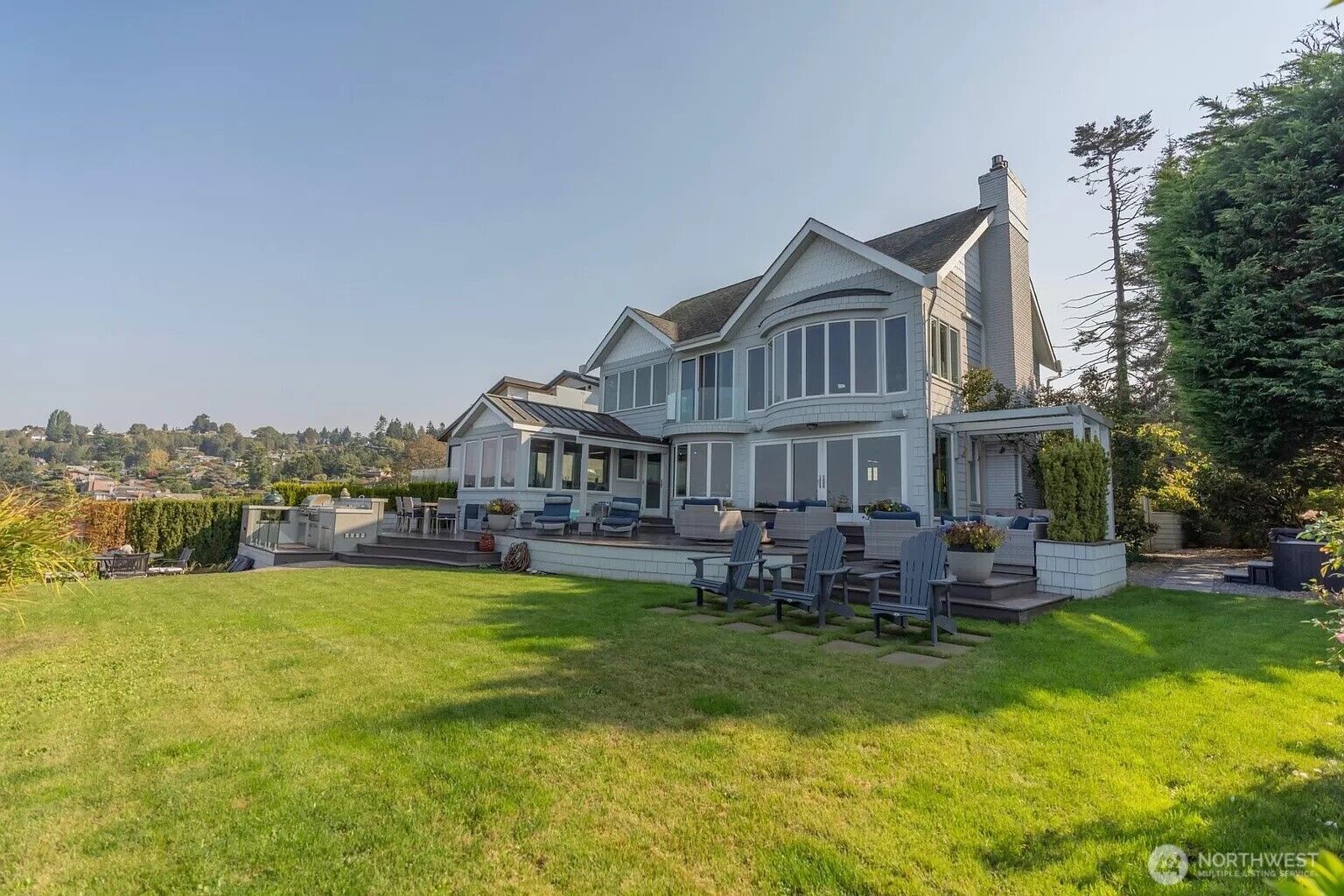 Property Photo:  2628 NW Esplanade  WA 98117 