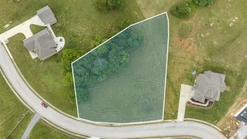 Property Photo:  136 Briar Creek Drive  KY 42101 
