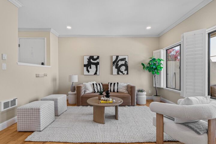 Property Photo:  2241 Armada Way  CA 94404 