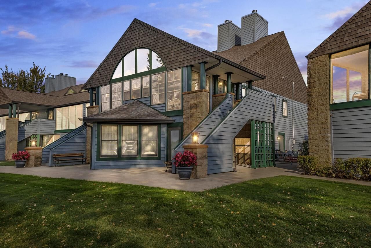 Property Photo:  459 Lake Street 206M  WI 54941 
