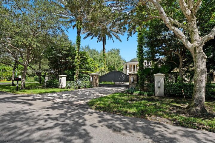 Property Photo: 9601 SW 60 Ct FL 33156