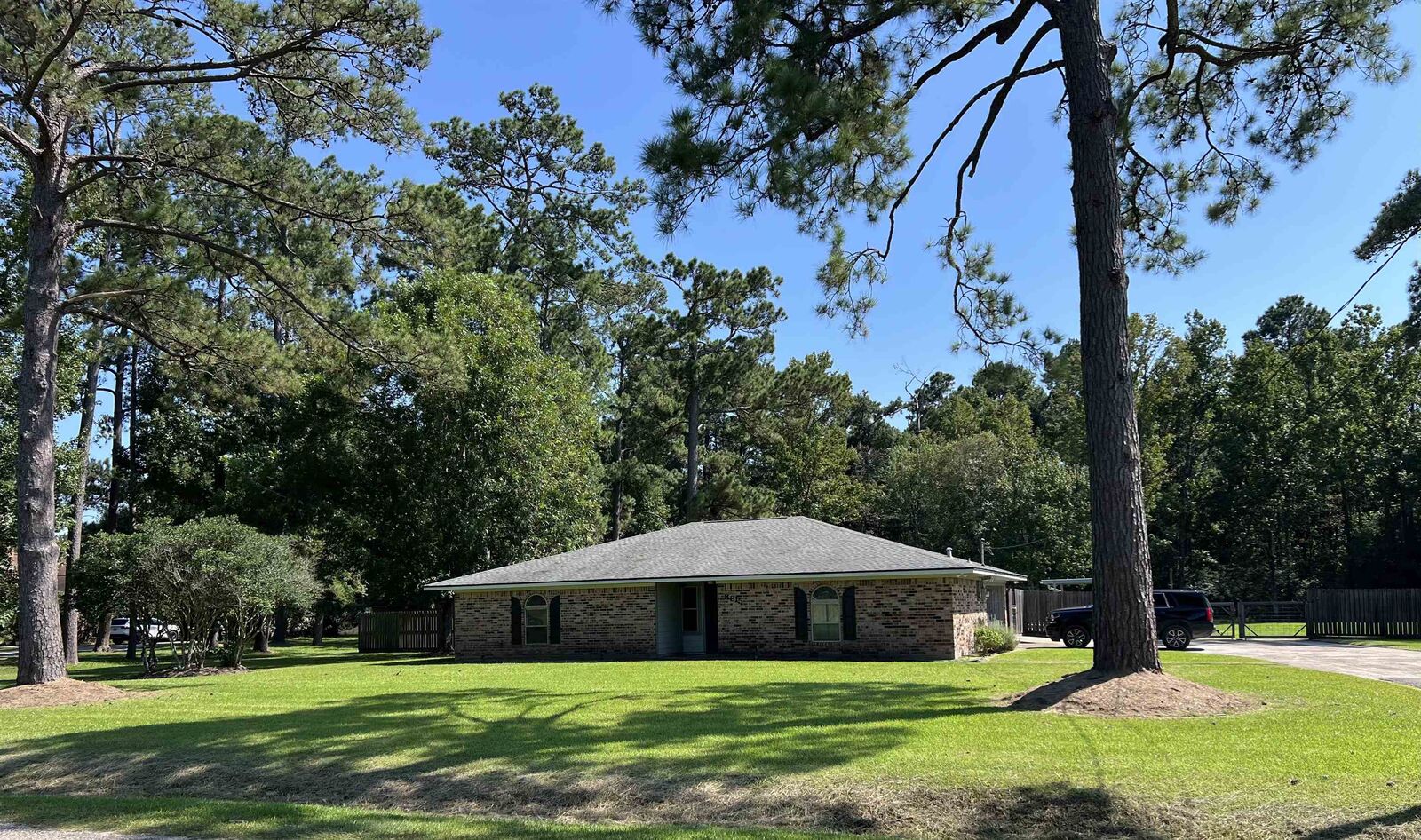 Property Photo: 8815 S Dana Circle TX 77632