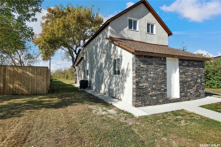 Property Photo: 510 3rd Street W SK S0L 0P0